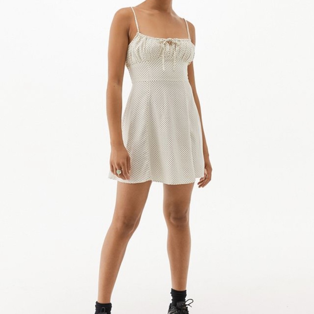 urban outfitters kamryn tie front dress